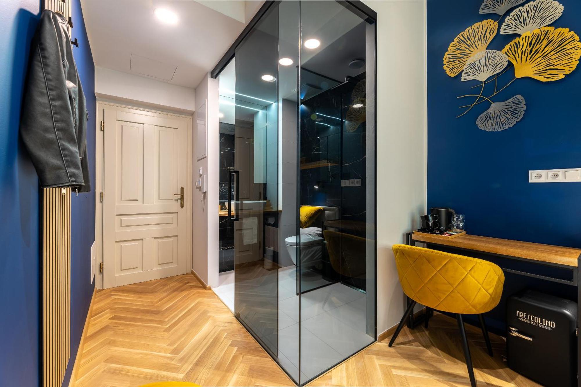 Modern Urban Room In The City Center Of Prague Exterior photo